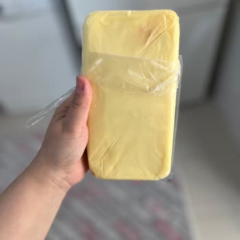 Aldığım Kaşar Peynirinde Son Kullanma Tarihi Geçmemesine Rağmen Bozulma