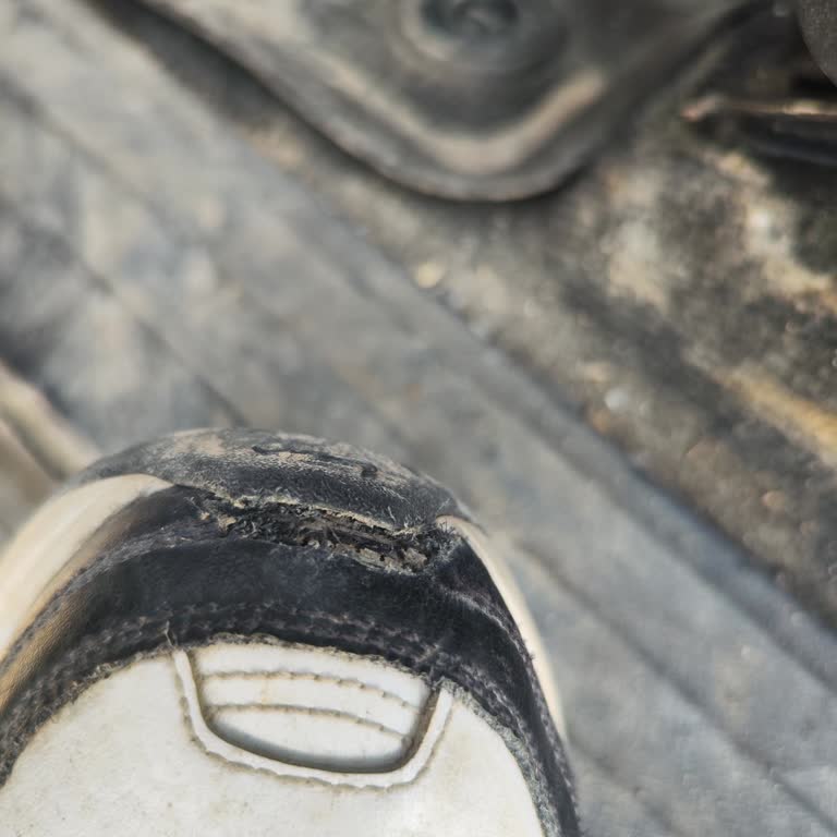 In Street Garanti Kapsamındaki Ayakkabıda Patlama Ve Yırtılmaya Çözüm Bulunmuyor