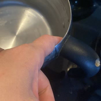 Korkmaz Çaydanlığın İç Kısmında Pas Oluşması