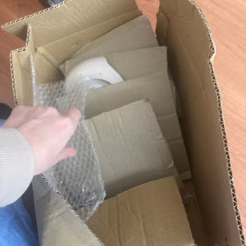 Kırık Teslim Edilen Tabaklar Ve Müşteri Hizmetlerinden Dönüş Alamama