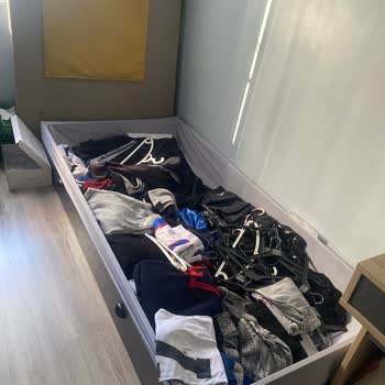 Eksik Ve Hasarlı Mobilyalar Teslim Edildi Çözüm Sunulmuyor