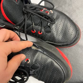 Satın Aldığım Nike Jordan Ayakkabı Kısa Sürede Yırtıldı, Mağaza İade Talebimi Reddetti