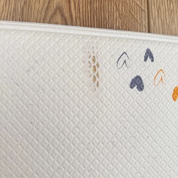 Yeni Alınan Çocuk Oyun Matında Kısa Sürede Soyulma Ve Yetersiz Müşteri Desteği