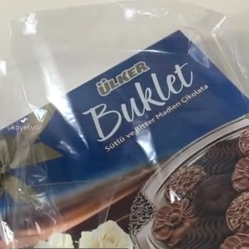 Ülker Buklet Madlen Çikolata Bayat Ve Rengi Bozuk