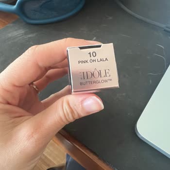 Yanlış Renk Kodlu Ürün Gönderimi Ve İletişim Eksikliği