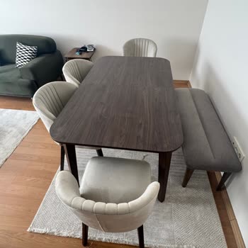 Teslim Edilen Mobilyalarda Hasar Ve Yanlış Ürün Mağaza İlgisizliğiyle Karşılaştım