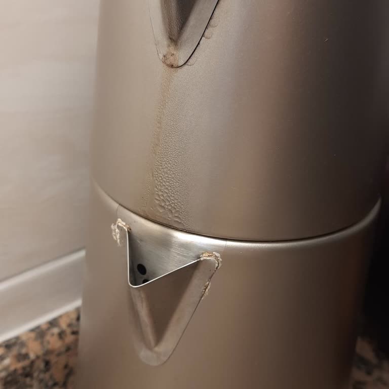 Tefal Çay Makinesi Sürekli Kireç Ve Pas Sorunu, Çözüm Bulunamıyor