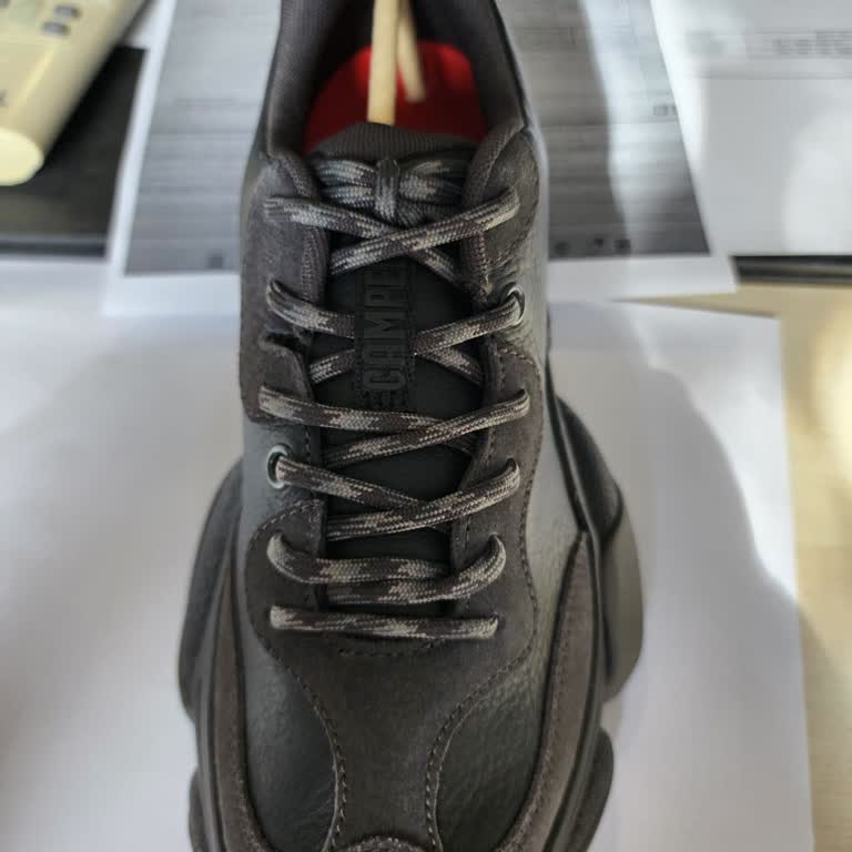 Siparişimde Yanlış Renk Ayakkabı Gönderildi Mağduriyet Yaşadım