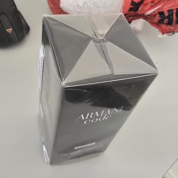 Satın Aldığım Parfümün Eski Üretim Tarihli Çıkması Ve Müşteri Hizmetlerinden Dönüş Alamamam