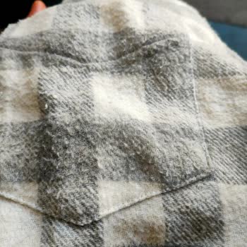 Gömlek Tüylenme Sorunu Ve Mağazada İlgisizlik Nedeniyle İade Yapılamıyor