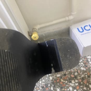 Yeni Alınan Botun Boyası Hemen Soyuldu, Değişim Talebi Reddedildi