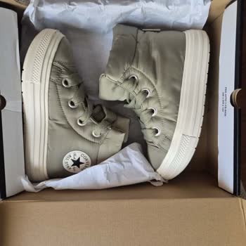 Converse Botta Üretim Hatası Ve Müşteri Hizmetlerine Ulaşılamıyor