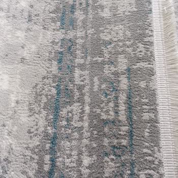 Venita Halıda İncelme Ve Yapışma Sorunu Garanti Kapsamı Dışında Bırakıldı