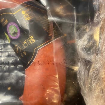 Satın Alınan Sucuktan Zehirlenme Ve Ücret İadesi Talebi