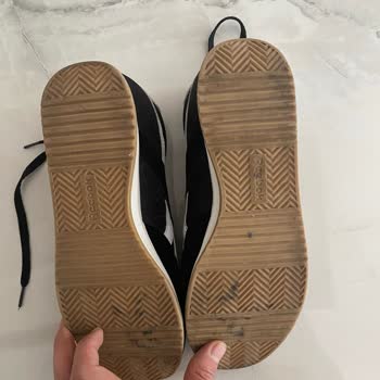 Satın Aldığım Reebok Ayakkabı Kısa Sürede Deforme Oldu, İade Veya Değişim Yapılmıyor