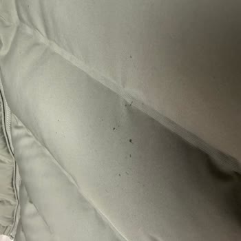 Kuru Temizleme Sonrası Montum Lekelerle Geri Verildi Mağduriyetim Giderilmiyor