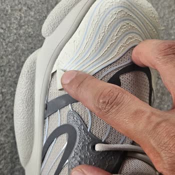 Camper Ayakkabıda Üretim Hatası Ve Amazon'dan Yetersiz Çözüm