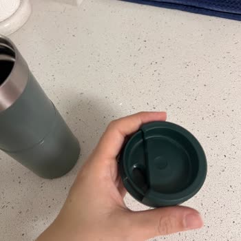 Stanley Termoslarda Kapak Ve Soyulma Sorunları Yaşadım!