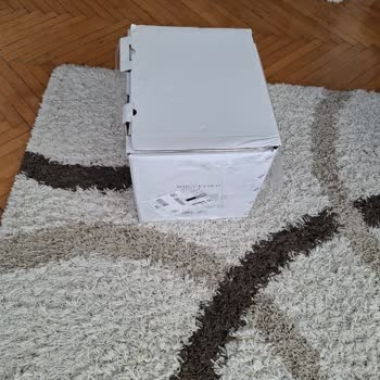 Kırık Gelen Yemek Takımı Ve Müşteri Hizmetlerine Ulaşılamıyor