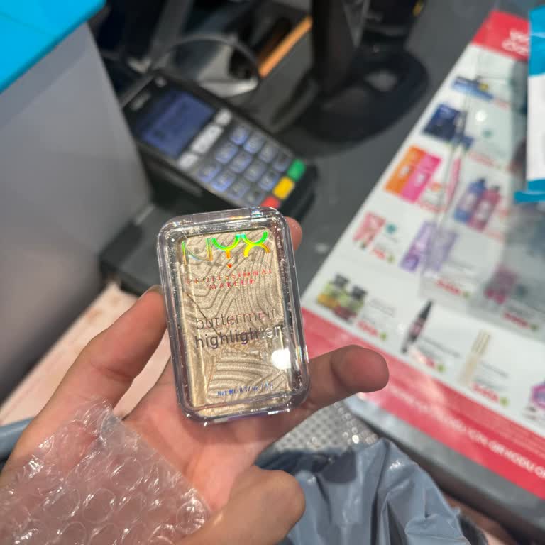 Nyx Highlighter Arrived Broken — Watsons Not Helping With Replacement