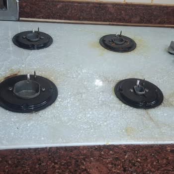 Garanti Kapsamındaki Ankastre Ocağın Camı Kendiliğinden Kırıldı, Ücret Talep Edildi