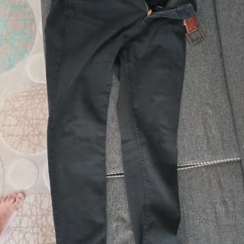 LCW Online’dan Defolu Pantolon Ve Yetersiz Çözüm Süreci