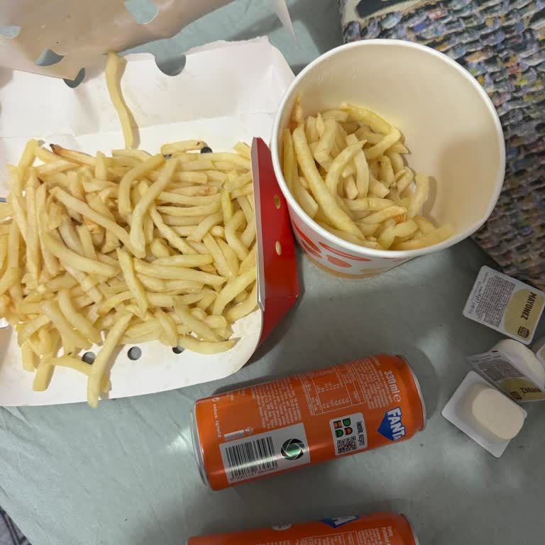 Burger King Siparişimde Ezik Ve Çiğ Patates Sorunu Yaşadım