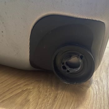 Pegasus Uçuşunda Bagajımın Tekerleği Kırıldı, Çözüm Mağduriyetimi Gidermedi