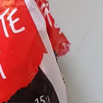 Komagene Çiğ Köfte Dürümden Çıkan Saç Kılı!