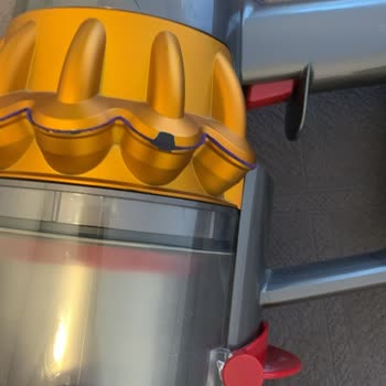 26 Ayda Parçalanan Dyson V15 Ve Çözüm Eksikliği