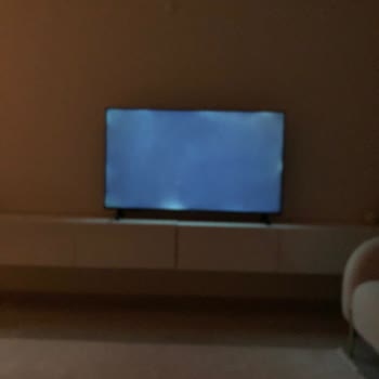 Tamir Sonrası TV Ekranında Devam Eden Renk Sorunları Ve Panel Açıklığı