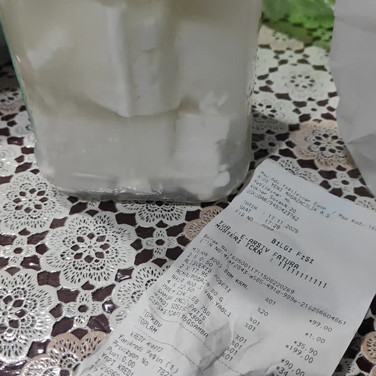 Bozuk Peynir Ve İlgisiz Personel Nedeniyle Mağduriyet Yaşadım