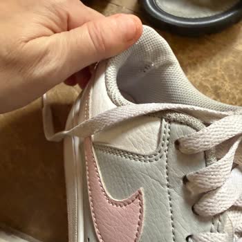 Intersport Kısa Sürede Deforme Olan Nike Ayakkabı İçin Garanti Reddi Ve Mağduriyet