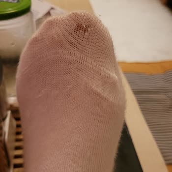 İlk Kullanımda Çorapta Burun Kısmında İncelme Ve Neredeyse Yırtılma Sorunu