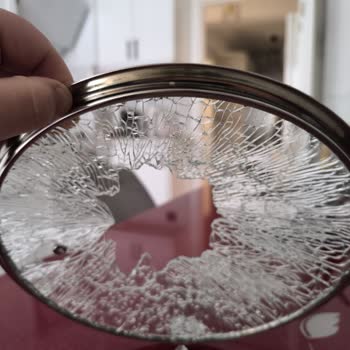 Korkmaz Granit Tencere Kapağı Aniden Patladı, Yaralanma Yaşadım