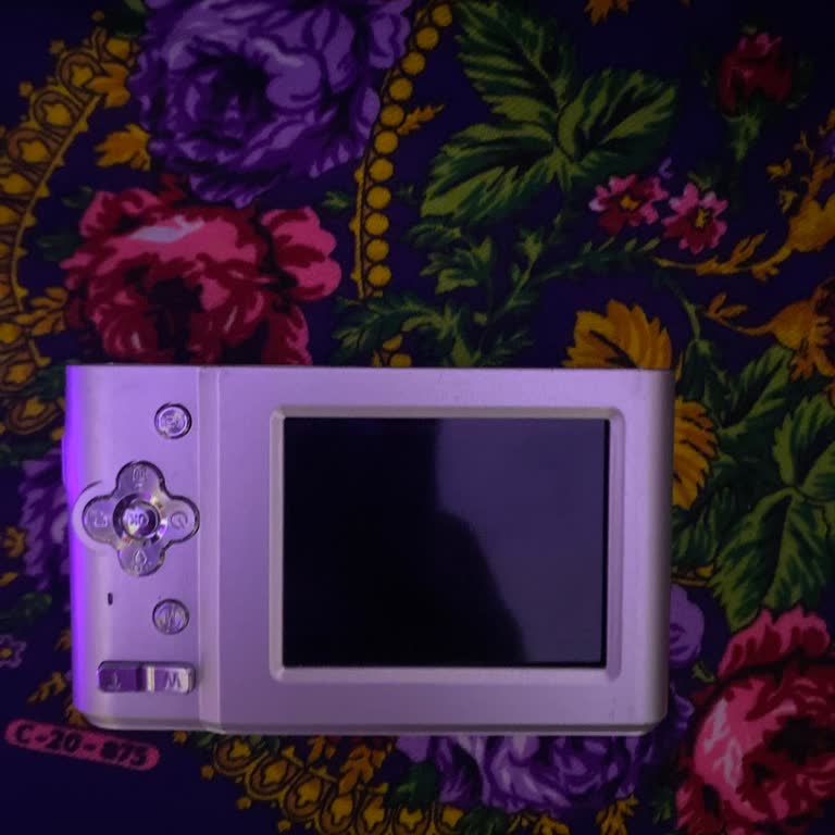 Kendi Kendine Açılmayan Kameram İçin Destek Bekliyorum