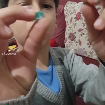 Hot Wheels Lisanslı Sürprizden Cam Çıktı