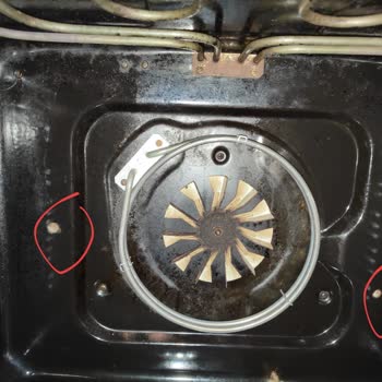 Garanti Kapsamındaki Vestel Ankastre Fırında Tekrarlayan Paslanma Ve Değişim Talebinin Reddedilmesi