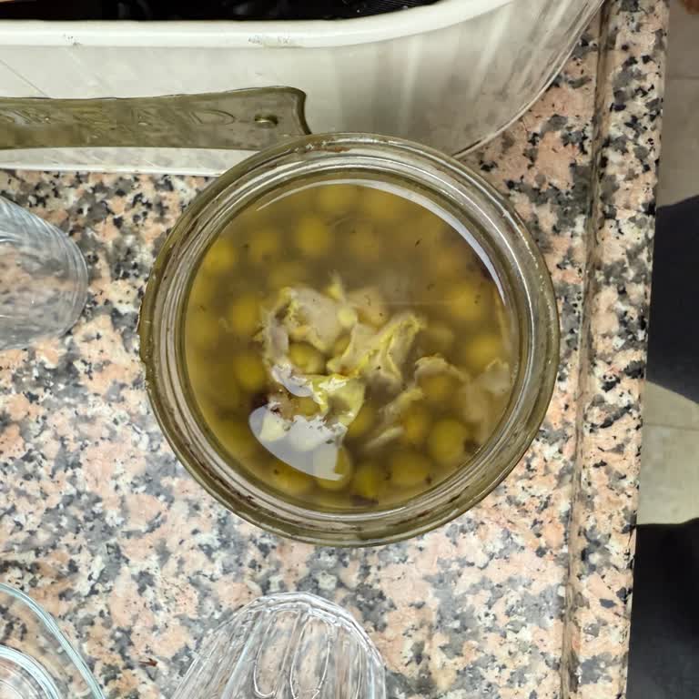 Bozuk Konserve Ve Müşteri Hizmetlerinden Çözüm Alamama Hayal Kırıklığı