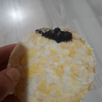 Aldığım Eti Gong Paketinde Hijyen Şüphesi Ve Yapışmış Kalıntılar