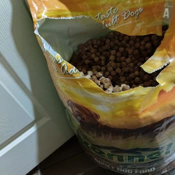 Bozuk Ve Küflenmiş Mama Gönderildi Müşteri Hizmetleri Dönüş Yapmıyor