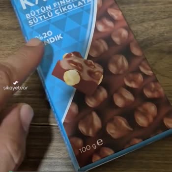 Karmen Bütün Fındıklı Sütlü Çikolata Aldım, Görsel Yanıltıcı!