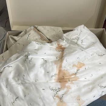 Kullanılmış Ve Lekeli Pike Takımı: Çeyizim İçin Aldığım Ürün Hayal Kırıklığına Uğrattı