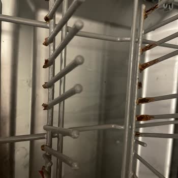 Teka Bulaşık Makinesi Sepetlerinde Erken Paslanma Ve Kırılma Sorunu