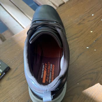 Sağ Ayakkabıda Sürekli Rahatsızlık Ve Çözüm Bulunamıyor