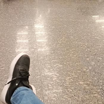 Bilet Saatinin Onaysız Değiştirilmesi Ve Soğukta Bekletilme Nedeniyle Mağduriyet