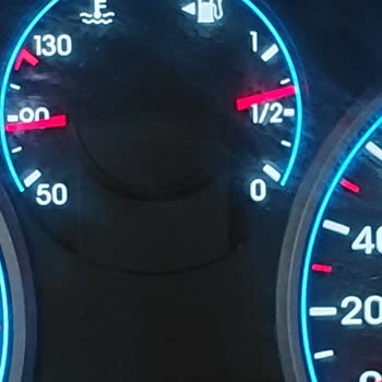 Yakıt Dolumunda Eksik Mazot Ve İlgisiz Yetkili