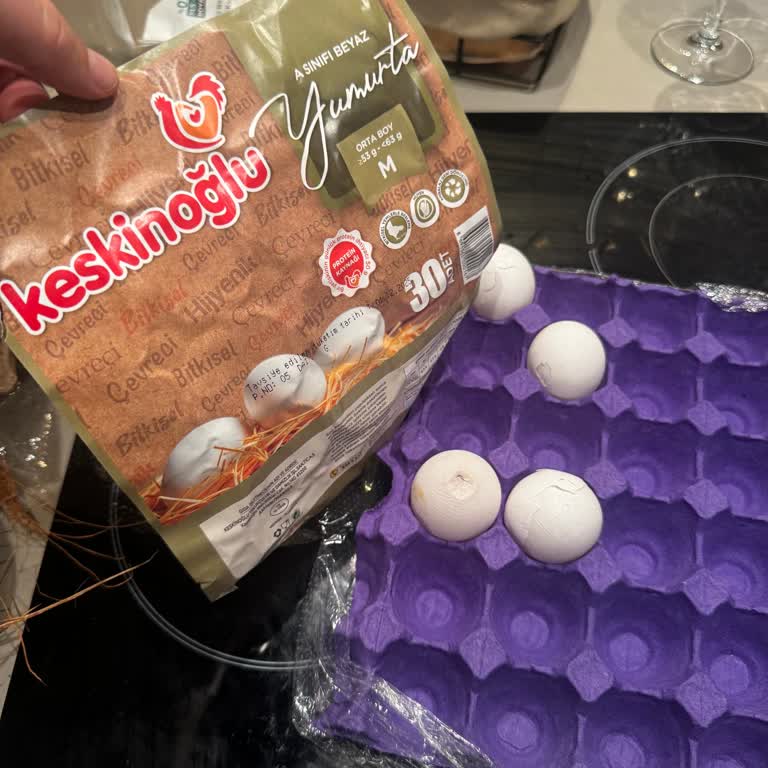 Aldığım Yumurta Paketinde Kırık Ve Çürük Yumurtalar Çıktı, Mağdur Oldum