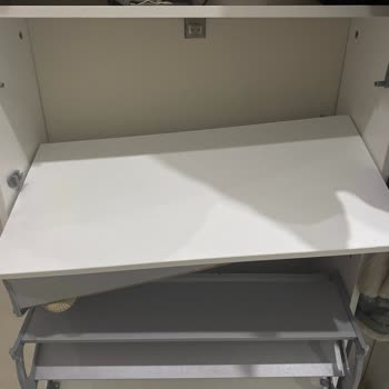 Ayakkabılığın Plastik Parçaları Kısa Sürede Kırıldı, Yedek Parça Temin Edilemiyor