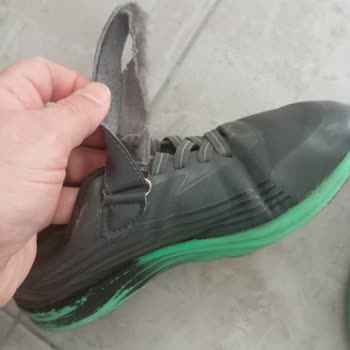 Kısa Sürede Deforme Olan Ayakkabı Ve Geri Dönüş Sorunu